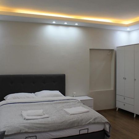 Beyoglu Asmalimescit'Te Mobilyali Balkonlu Daire Apartment Istanbul Luaran gambar