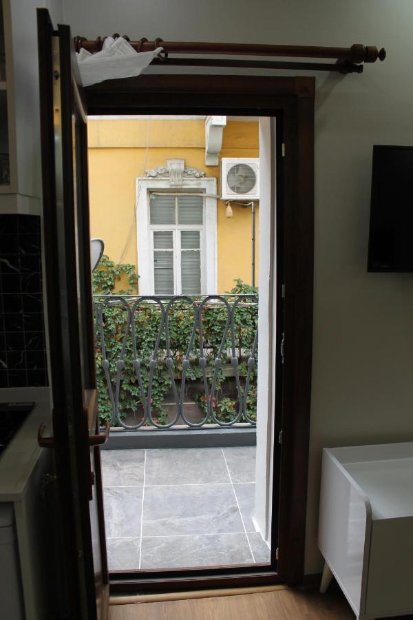 Beyoglu Asmalimescit'Te Mobilyali Balkonlu Daire Apartment Istanbul Luaran gambar