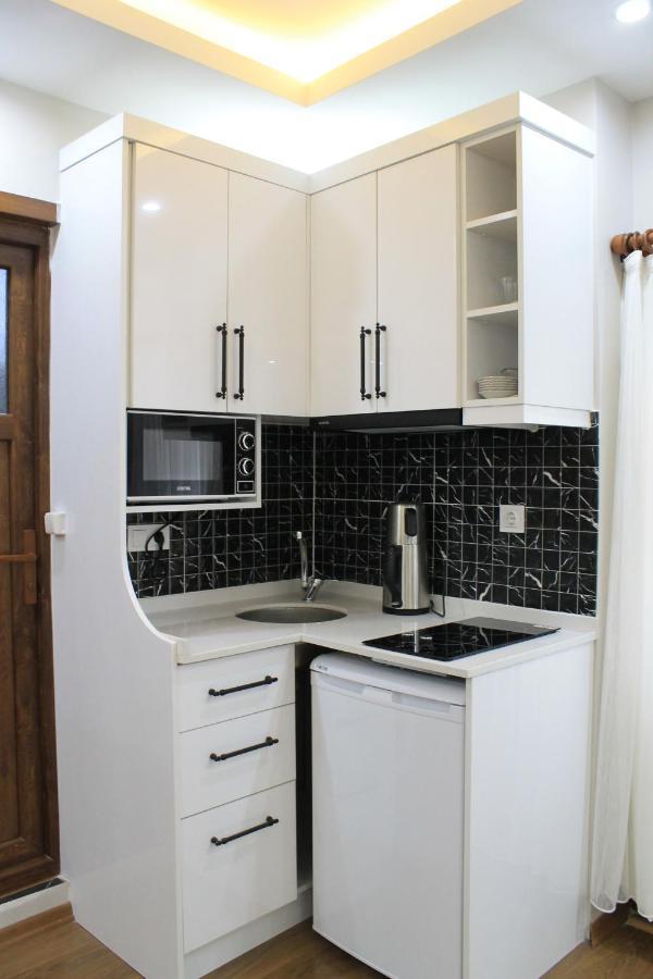 Beyoglu Asmalimescit'Te Mobilyali Balkonlu Daire Apartment Istanbul Luaran gambar